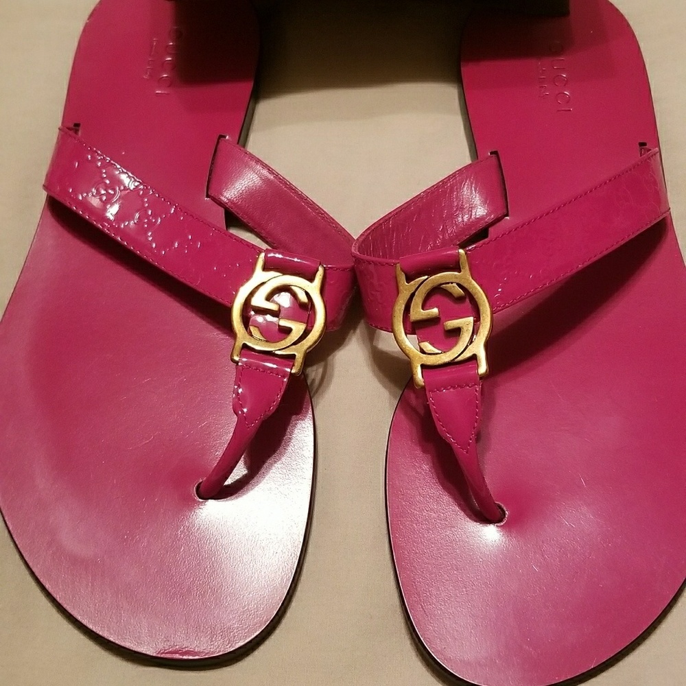 Gucci Pink Sandals